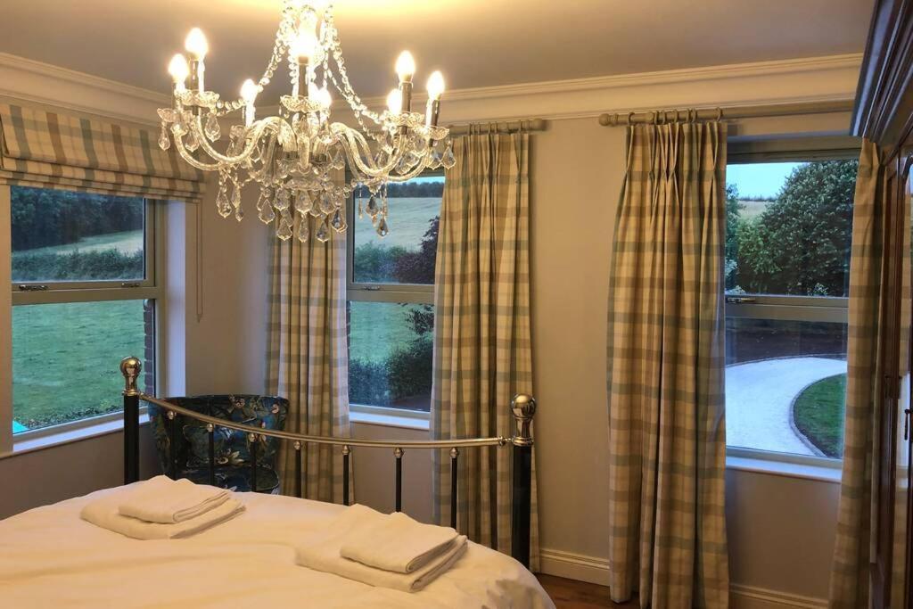 Ballyheifer House - A Beautiful 5 Bedroom Home. Magherafelt Eksteriør billede