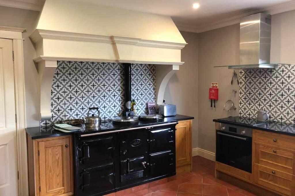 Ballyheifer House - A Beautiful 5 Bedroom Home. Magherafelt Eksteriør billede